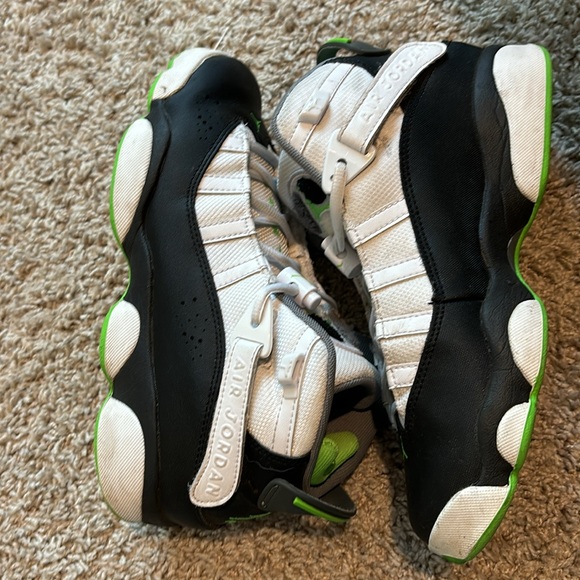 Jordan 6 Rings - Picture 3 of 6